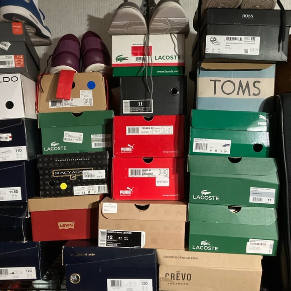 Over 200 pairs of my personal shoe collection - Picture 12 of 15